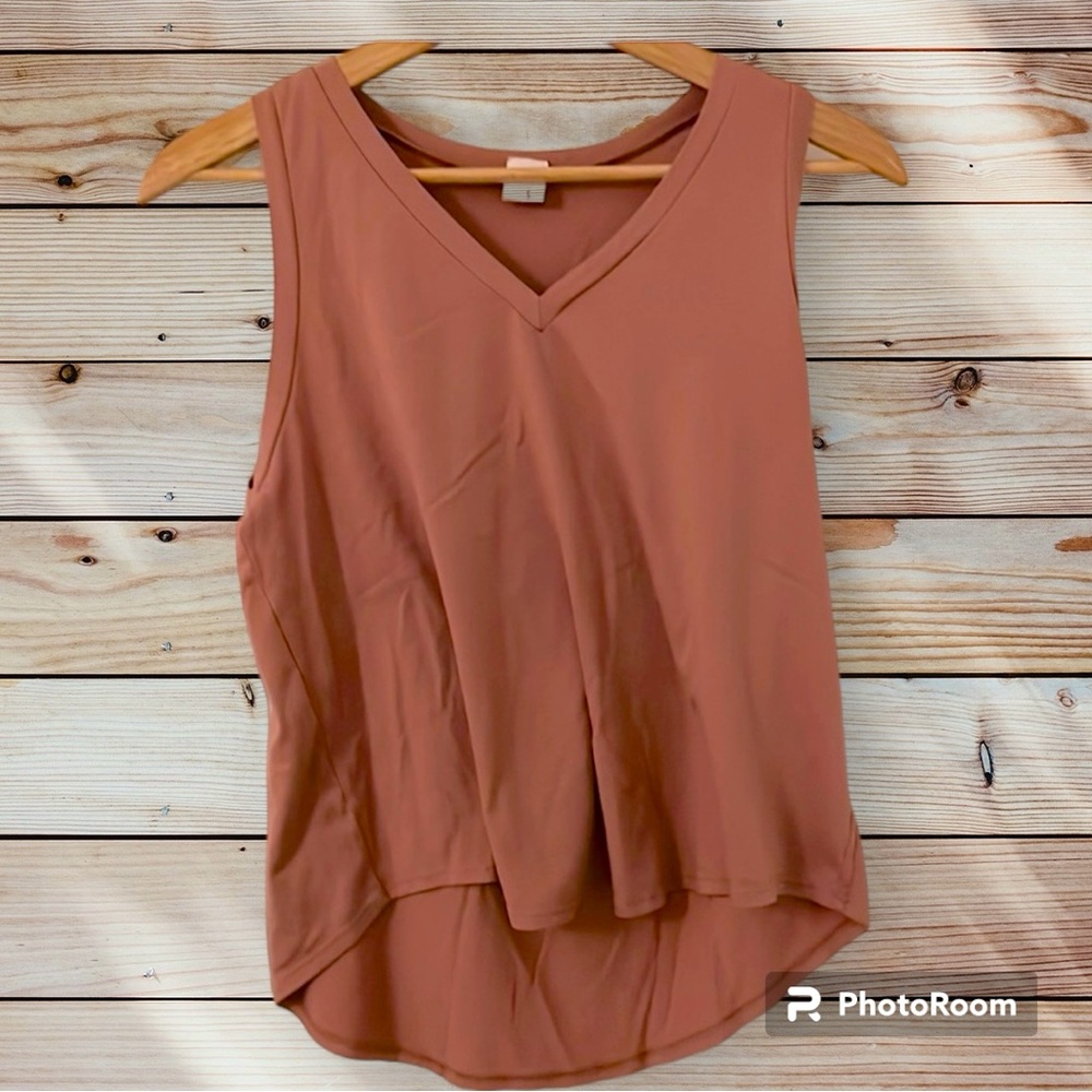 Onzie yoga tank